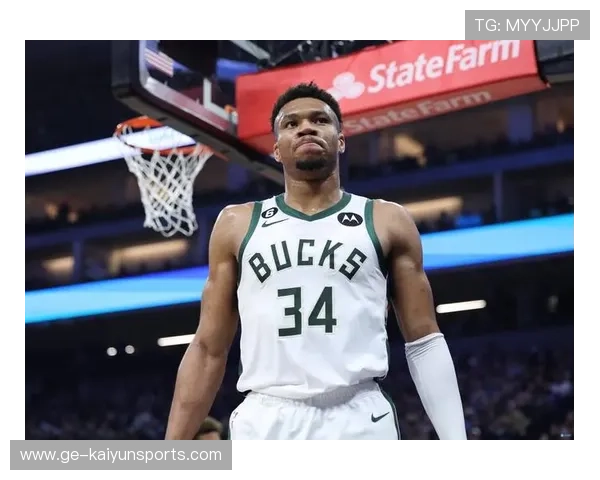 字母哥篮板与进攻兼具,雄鹿全面压制对手